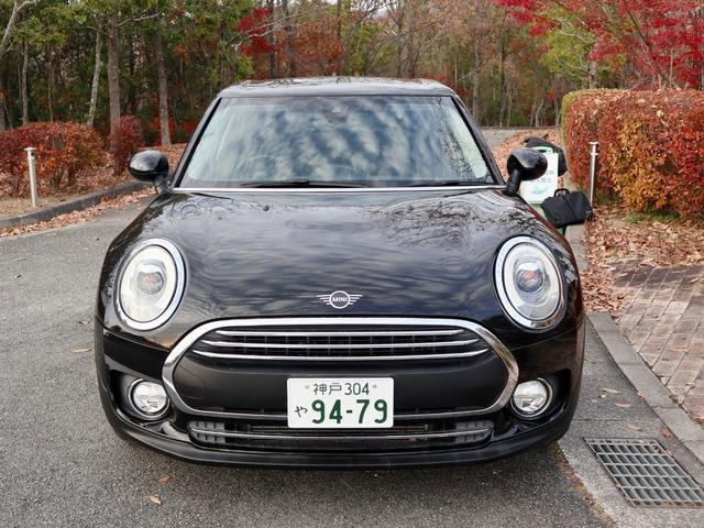ＭＩＮＩ クラブマン　バッキンガム　雹害ありお手頃価格にて・純正ナビ・バックカメラ・ＬＥＤヘッドライト・コンフォートアクセス・キック対応バックドア・ＥＴＣ・オールシーズンタイヤ・スペアキーあり（3枚目）