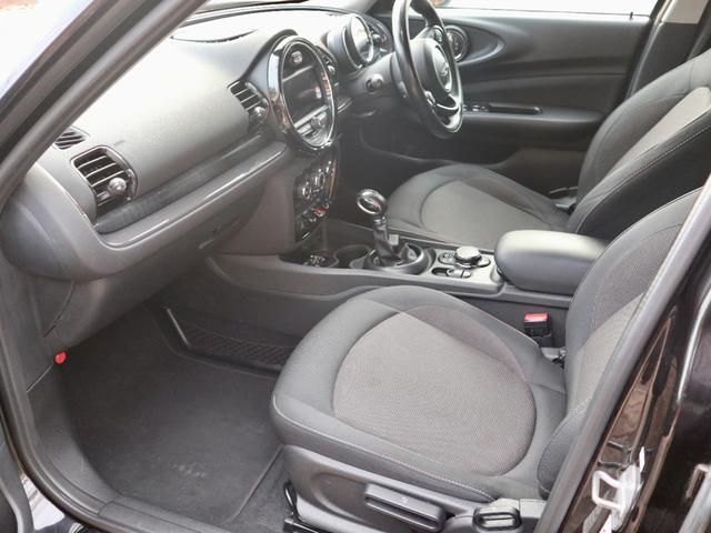 ＭＩＮＩ クラブマン　バッキンガム　雹害ありお手頃価格にて・純正ナビ・バックカメラ・ＬＥＤヘッドライト・コンフォートアクセス・キック対応バックドア・ＥＴＣ・オールシーズンタイヤ・スペアキーあり（22枚目）