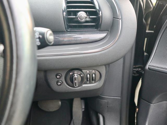 ＭＩＮＩ クラブマン　バッキンガム　雹害ありお手頃価格にて・純正ナビ・バックカメラ・ＬＥＤヘッドライト・コンフォートアクセス・キック対応バックドア・ＥＴＣ・オールシーズンタイヤ・スペアキーあり（25枚目）