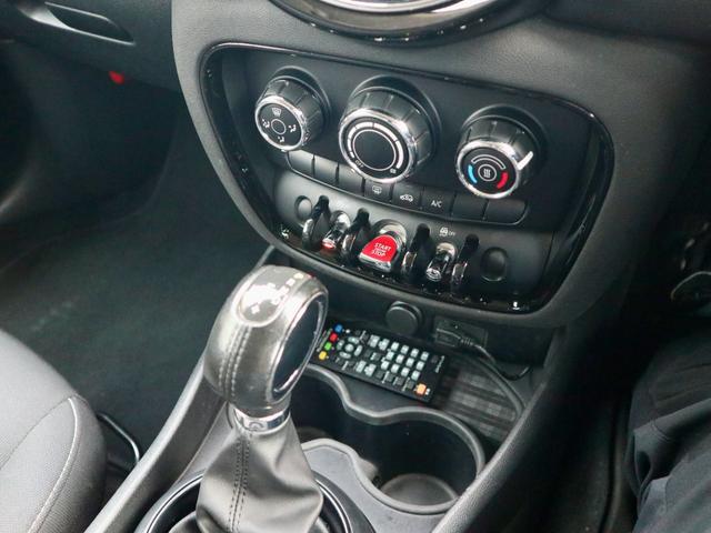 ＭＩＮＩ クラブマン　バッキンガム　雹害ありお手頃価格にて・純正ナビ・バックカメラ・ＬＥＤヘッドライト・コンフォートアクセス・キック対応バックドア・ＥＴＣ・オールシーズンタイヤ・スペアキーあり（28枚目）