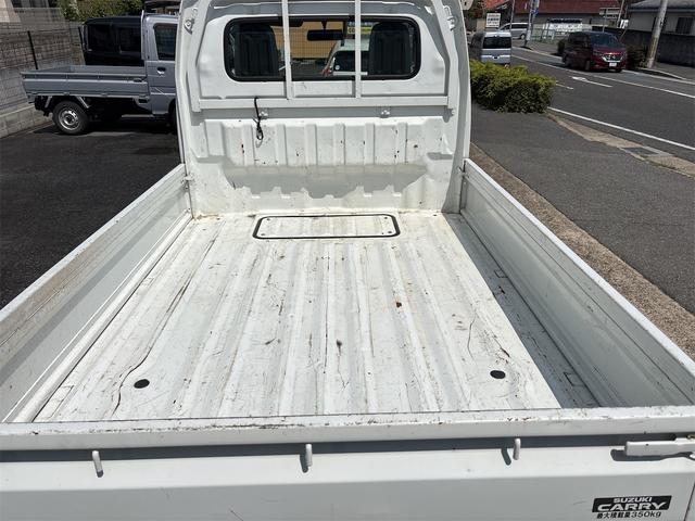 キャリイトラック ＫＣエアコン・パワステ　２ＷＤ／禁煙車／５マニュアルＴ車／３方開／エアコン／パワーステアリング／エアバッグ／積載量３５０ｋｇ／ユーザー買取車（31枚目）