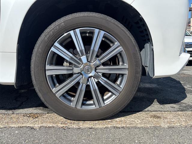 ＬＸ ＬＸ５７０　禁煙車／サンフレアブラウン　／シートエアコン／純正ナビ／後席モニター／クールボックス／ＢＳＭ／全方位カメラ／クリアランスソナー／サンルーフ／衝突軽減システム／レーンアシスト／パワートランク／寒冷地仕様（19枚目）