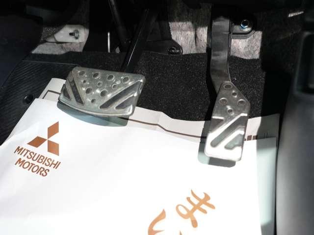 純正アルミスポーツペダル！！