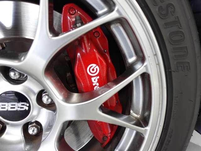 ブレンボのキャリパー