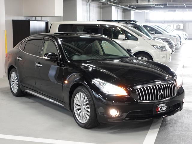 ディグニティ ＶＩＰ　電動サンルーフ　本革シート　ＢＯＳＥサウンドシステム　後席読書灯　リヤドアサンシェード　リヤバニティミラー　銀粉木目調オーナメントパネル（21枚目）