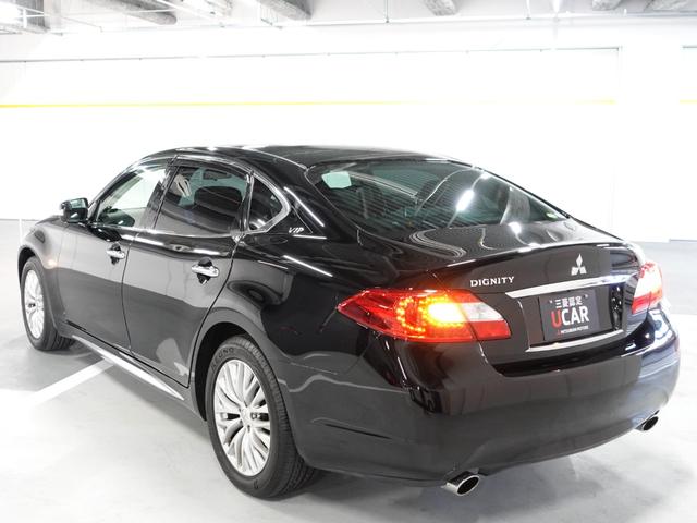 ディグニティ ＶＩＰ　電動サンルーフ　本革シート　ＢＯＳＥサウンドシステム　後席読書灯　リヤドアサンシェード　リヤバニティミラー　銀粉木目調オーナメントパネル（24枚目）