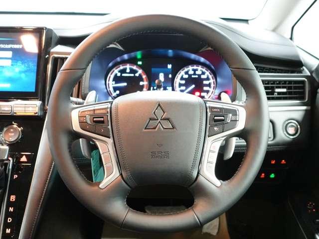 デリカD:5 ブラックエディション アルパイン11型ナビ フルセグTV フロントドライブレコーダー オリジナルフロアマット/エクシードバイザー/シートカバー ETC(14枚目)