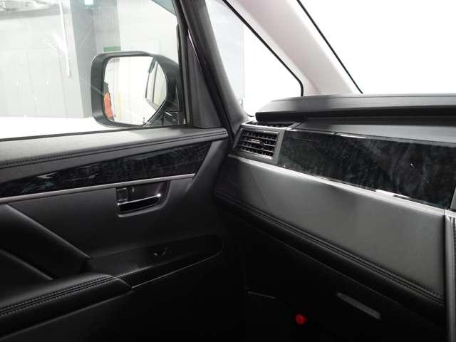 デリカD:5 ブラックエディション アルパイン11型ナビ フルセグTV フロントドライブレコーダー オリジナルフロアマット/エクシードバイザー/シートカバー ETC(18枚目)