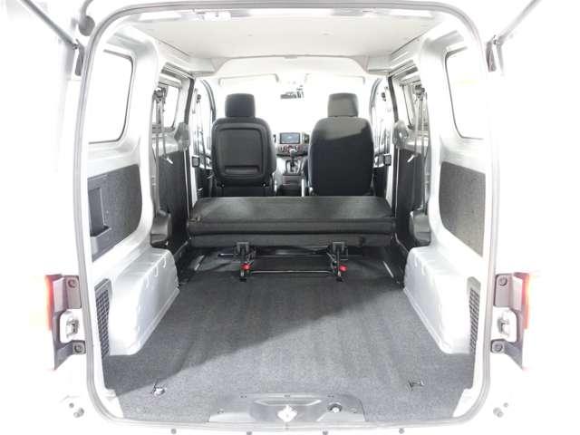 デリカバン ＧＸ　メモリーナビ　リヤカメラ　フロントドライブレコーダー　ＥＴＣ　Ｗエアバッグ　ＡＢＳ　キーレスエントリー　積載量６００キロ（２名乗車時）（33枚目）