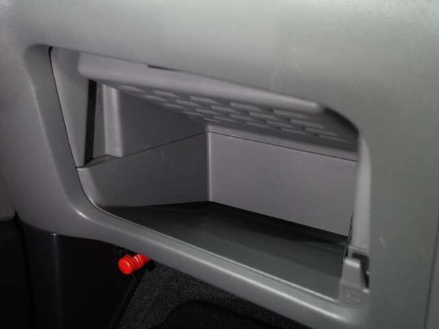 デリカバン ＧＸ　メモリーナビ　リヤカメラ　フロントドライブレコーダー　ＥＴＣ　Ｗエアバッグ　ＡＢＳ　キーレスエントリー　積載量６００キロ（２名乗車時）（59枚目）