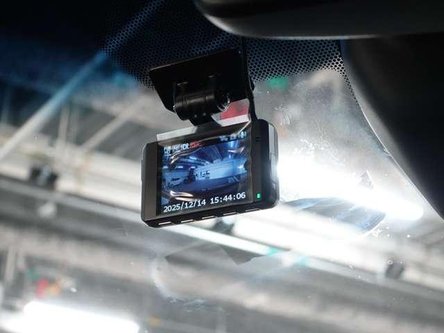 デリカD:5 シャモニー アルパイン11型ナビ 8人乗り 全方位カメラ 電動サイドステップレス仕様 後側方車両検知 ETC車載器 前方1カメラドラレコ 両側電動スライドドア(16枚目)