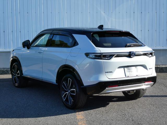 ヴェゼル ｅ：ＨＥＶＰＬａＹ　Ｈｏｎｄａ　ＣＯＮＮＥＣＴ　ディスプレイ・マルチビューカメラシステム・ＥＴＣ・ドラレコ付　衝突被害軽減ブレーキ　カーテンエアバッグ　アイドルストップ　Ｐセンサー　ＡＢＳ　ＥＳＣ　１オーナー　リアカメラ（17枚目）