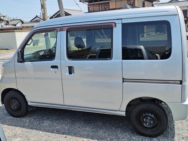 ハイゼットカーゴ 　ＡＴ　ＥＴＣ　ナビ　両側スライドドア　エアコン　パワーウィンドウ　運転席エアバッグ　助手席エアバッグ（8枚目）