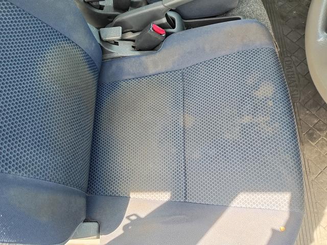 ハイゼットカーゴ 　ＡＴ　ＥＴＣ　ナビ　両側スライドドア　エアコン　パワーウィンドウ　運転席エアバッグ　助手席エアバッグ（17枚目）