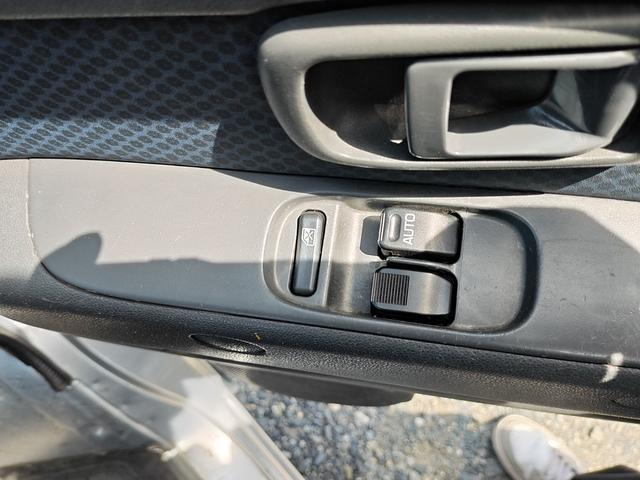 ハイゼットカーゴ 　ＡＴ　ＥＴＣ　ナビ　両側スライドドア　エアコン　パワーウィンドウ　運転席エアバッグ　助手席エアバッグ（24枚目）