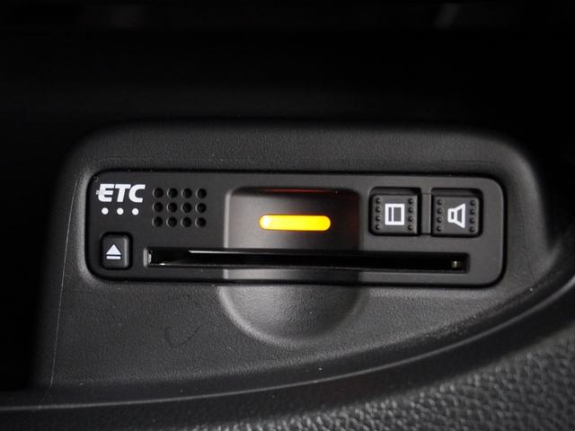 Ｎ－ＯＮＥ プレミアム　ワンオーナー　いまコレ＋新品マット付　７インチナビ　バックカメラ　ドラレコ　ＥＴＣ　クルーズコントロール　Ｂｌｕｅｔｏｏｔｈ　ＵＳＢ入力端子　ディスチャージヘッドランプ　衝突被害軽減ブレーキ　禁煙車（6枚目）