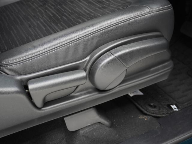 Ｎ－ＯＮＥ プレミアム　ワンオーナー　いまコレ＋新品マット付　７インチナビ　バックカメラ　ドラレコ　ＥＴＣ　クルーズコントロール　Ｂｌｕｅｔｏｏｔｈ　ＵＳＢ入力端子　ディスチャージヘッドランプ　衝突被害軽減ブレーキ　禁煙車（49枚目）