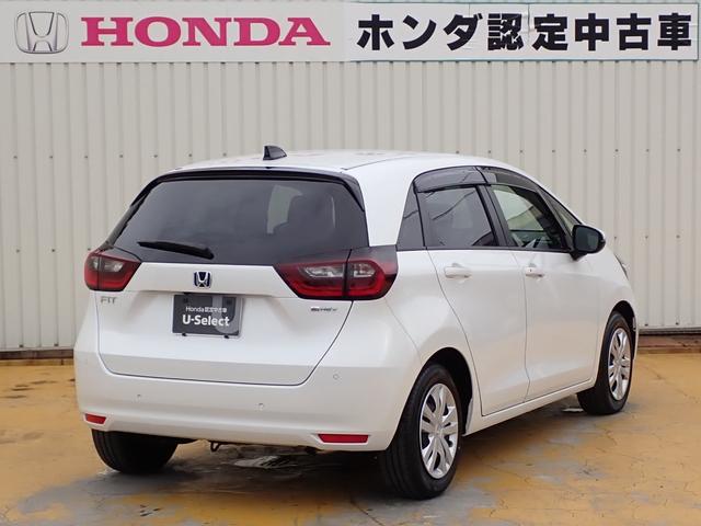 フィット ｅ：ＨＥＶホーム　元代車　純正ディスプレイオーディオ　Ｒカメラ　ＥＴＣ　ドラレコ（前）　オートライト　ＨｏｎｄａＳＥＮＳＨＩＮＧ　純正ＬＥＤヘッドライト　Ｂｌｕｅｔｏｏｔｈオーディオ　ホンダコネクト（13枚目）