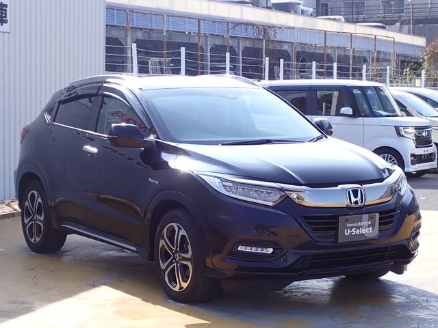 ヴェゼル ハイブリッドＺ・ホンダセンシング　純正ナビ　ドラレコ　ＴＶキット　フルセグ　Ｒカメラ　ＥＴＣ　ＬＥＤヘッドライト　純正フォグライト　アルミタイヤ　シートヒーター　ＵＳＢジャック　ホンダセンシング　オートリトラミラー（9枚目）