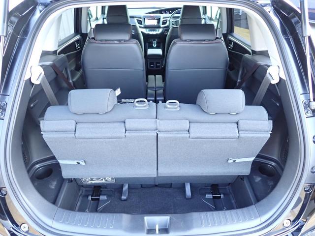 ジェイド ＲＳ　純正ナビ　フルセグ　ドラレコ　Ｒカメラ　ＥＴＣ　クルーズコントロール　左サイドカメラ　アルミタイヤ　オートライト　フォグライト（19枚目）