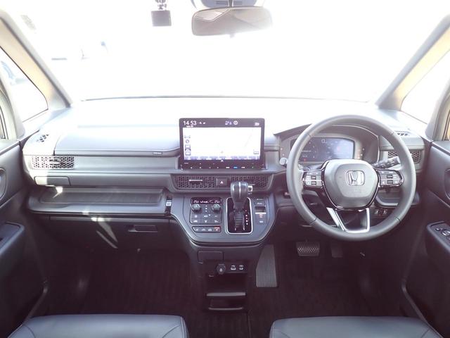 ステップワゴン スパーダ　純正ナビ　フルセグ　Ｒカメラ　ＥＴＣ　Ｒモニター　ドラレコ（前）　左右デュアルエアコン　シートヒーター　オートリトラミラー　シートバックテーブル　ＨｏｎｄａＳＥＮＳＩＮＧ　Ｂｌｕｅｔｏｏｔｈオーディオ（22枚目）