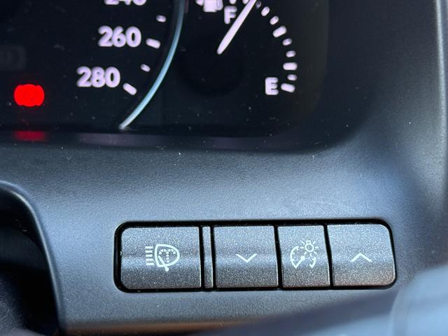 ＬＳ ＬＳ６００ｈ　Ｆスポーツ　サンルーフ　３眼ＬＥＤヘッドライト　オートハイビーム　シートヒーター　ベンチレーション　ハンドルヒーター　ＥＴＣ　クルーズコントロール　ブレーキホールド　パワーリアゲート　バックカメラ　２０インチＡＷ（19枚目）