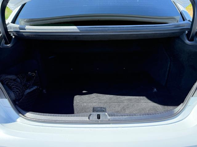 ＬＳ ＬＳ６００ｈ　Ｆスポーツ　サンルーフ　３眼ＬＥＤヘッドライト　オートハイビーム　シートヒーター　ベンチレーション　ハンドルヒーター　ＥＴＣ　クルーズコントロール　ブレーキホールド　パワーリアゲート　バックカメラ　２０インチＡＷ（54枚目）