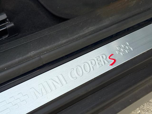 ＭＩＮＩ クーパーＳＤ　クラブマン　ドライビングモード　レーダークルーズ　１７インチＡＷ　ＬＥＤヘッドライト　オートエアコン　前後ドライブレコーダー　メーカーナビ　バックカメラ　電子サイドブレーキ　オートエアコン　プッシュスタート（57枚目）