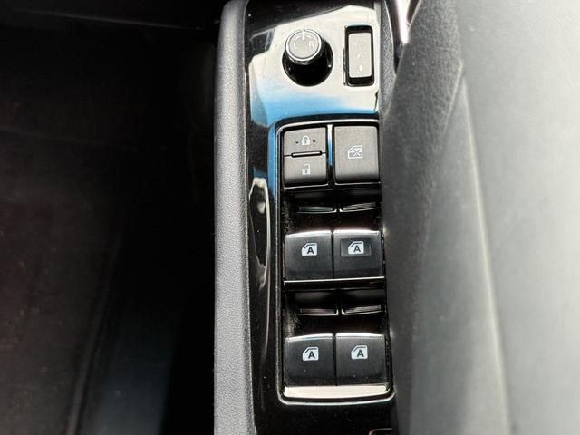 アルファード ２．５Ｓ　タイプゴールド　コーティング済　ディスプレイオーディオ　ａｐｐｌｅｃａｒｐｌａｙ　バックカメラ　フリップダウンモニター　両側電動スライドドア　レーダークルーズコントロール　ブレーキホールド　パワーリアゲート（48枚目）