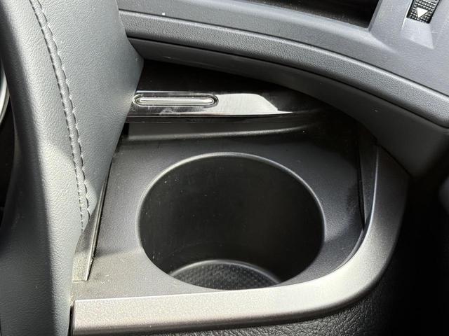 アルファード ２．５Ｓ　タイプゴールド　コーティング済　ディスプレイオーディオ　ａｐｐｌｅｃａｒｐｌａｙ　バックカメラ　フリップダウンモニター　両側電動スライドドア　レーダークルーズコントロール　ブレーキホールド　パワーリアゲート（53枚目）