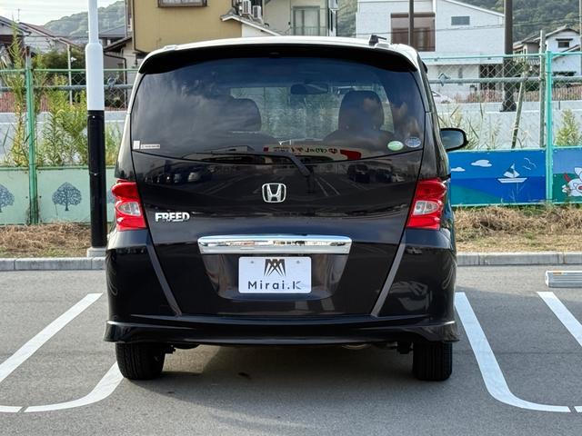 フリード Ｇ　エアロ　ハイウェイエディション　両側電動スライドドア　Ｂｌｕｅｔｏｏｔｈ　ワンセグ　バックカメラ　ＥＴＣ　オートライト　６人乗り　オートエアコン　電動格納ミラー　１５インチＡＷ　キーレス（15枚目）