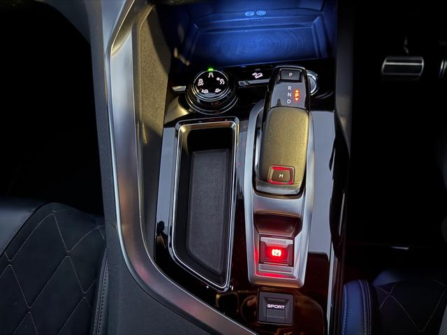 5008 GT ブルーHDi applecarplay LEDヘッドライト 全周囲カメラ アンビエントライト 前後ドライブレコーダー パワーリアゲート ETC クルーズコントロール 衝突軽減ブレーキ オートハイビーム ハーフレザー(13枚目)