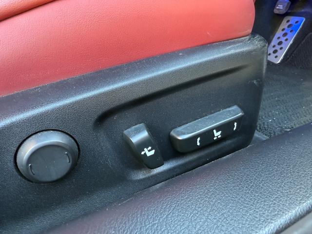 ＲＣ ＲＣ３００ｈ　Ｆスポーツ　赤革シート　ＢＳＭ　３眼ＬＥＤ　シートヒーター　ベンチレーション　ハンドルヒーター　ＥＴＣ　フルセグ　Ｂｌｕｅｔｏｏｔｈ　ナビ付　バックカメラ　ＴＲＤマフラー　純正エアロ　１９インチＡＷ　ＵＳＢ再生（23枚目）