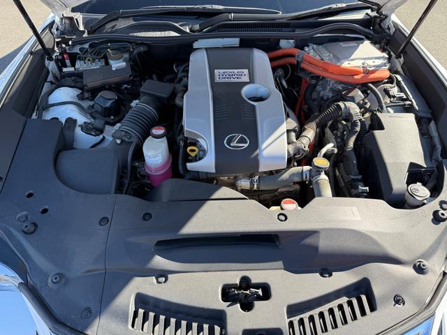 ＲＣ ＲＣ３００ｈ　Ｆスポーツ　赤革シート　ＢＳＭ　３眼ＬＥＤ　シートヒーター　ベンチレーション　ハンドルヒーター　ＥＴＣ　フルセグ　Ｂｌｕｅｔｏｏｔｈ　ナビ付　バックカメラ　ＴＲＤマフラー　純正エアロ　１９インチＡＷ　ＵＳＢ再生（39枚目）