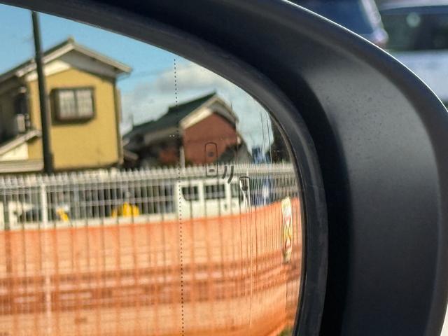 ＲＣ ＲＣ３００ｈ　Ｆスポーツ　赤革シート　ＢＳＭ　３眼ＬＥＤ　シートヒーター　ベンチレーション　ハンドルヒーター　ＥＴＣ　フルセグ　Ｂｌｕｅｔｏｏｔｈ　ナビ付　バックカメラ　ＴＲＤマフラー　純正エアロ　１９インチＡＷ　ＵＳＢ再生（42枚目）