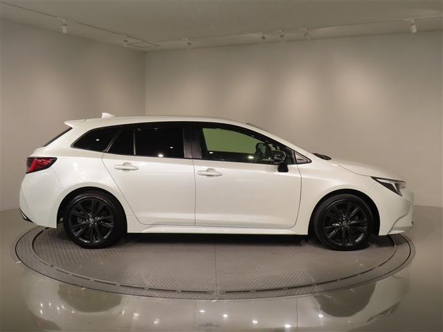 カローラツーリング ハイブリッド　ダブルバイビー　フルセグ　メモリーナビ　バックカメラ　衝突被害軽減システム　ＥＴＣ　ＬＥＤヘッドランプ　ワンオーナー　記録簿　アイドリングストップ（7枚目）