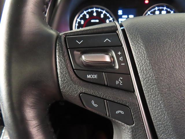 オーディオ関係を手元で操作ステアリングスイッチ付
