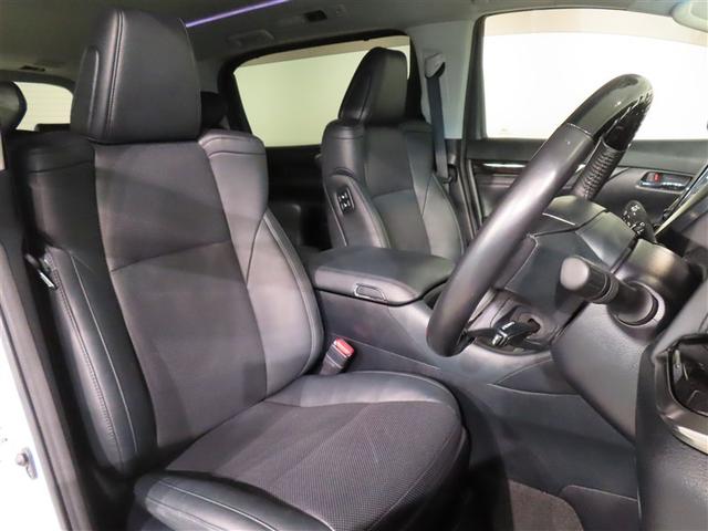 運転席８ウェイパワーシート　（前後スライド＋リクライニング＋シート上下＋チルトアジャスター）＆助手席４ウェイパワーシート（前後スライド＋リクライニング）