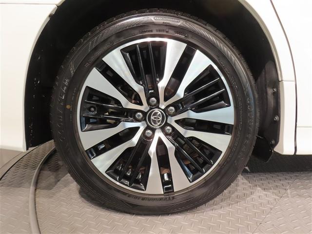 ２３５／５０Ｒ１８　（１８×７？Ｊアルミホイール）