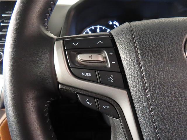 ステアリングスイッチ（オーディオ、電話、音声認識）