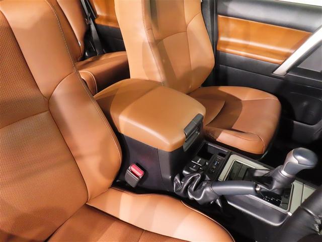 センターコンソールボックス