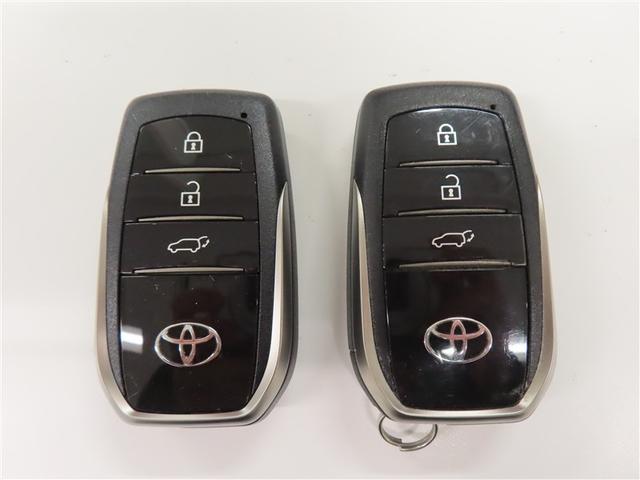 ランドクルーザー GRスポーツ 革シート サンルーフ 4WD フルセグ メモリーナビ DVD再生 後席モニター バックカメラ 衝突被害軽減システム ETC ドラレコ LEDヘッドランプ 乗車定員7人 3列シート ワンオーナー 記録簿(17枚目)