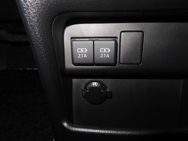 ノア Si ダブルバイビーIII フルセグ メモリーナビ DVD再生 バックカメラ 衝突被害軽減システム ETC ドラレコ 両側電動スライド LEDヘッドランプ ウオークスルー 乗車定員7人 3列シート ワンオーナー 記録簿(26枚目)