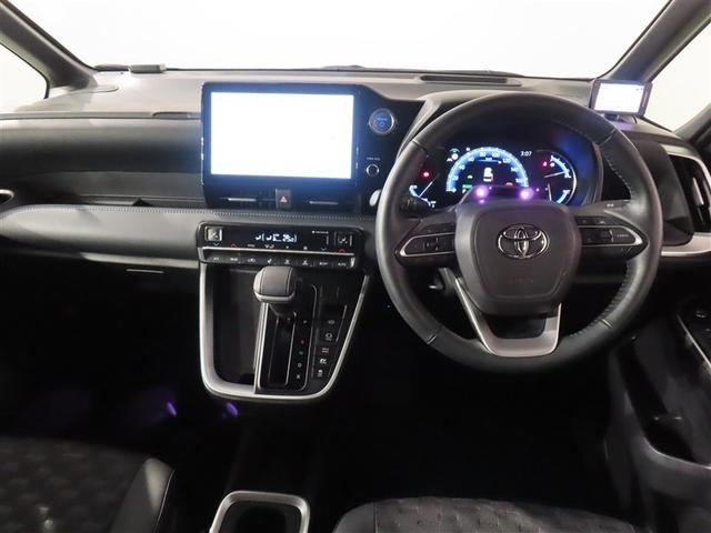 ヴォクシー ハイブリッドＳ－Ｚ　フルセグ　メモリーナビ　後席モニター　バックカメラ　衝突被害軽減システム　ＥＴＣ　ドラレコ　両側電動スライド　ＬＥＤヘッドランプ　乗車定員７人　３列シート　ワンオーナー　フルエアロ　記録簿（8枚目）