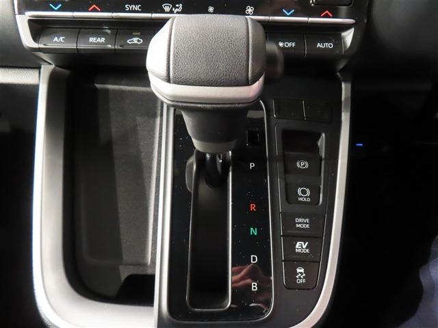 ヴォクシー ハイブリッドＳ－Ｚ　フルセグ　メモリーナビ　後席モニター　バックカメラ　衝突被害軽減システム　ＥＴＣ　ドラレコ　両側電動スライド　ＬＥＤヘッドランプ　乗車定員７人　３列シート　ワンオーナー　フルエアロ　記録簿（12枚目）