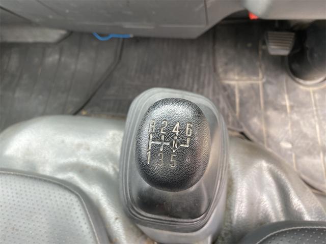 エルフトラック 　アイチ　ＳＢ１０Ａ　電工仕様　ＦＲＰバケット　アルミブーム　マフラー自動再生（34枚目）