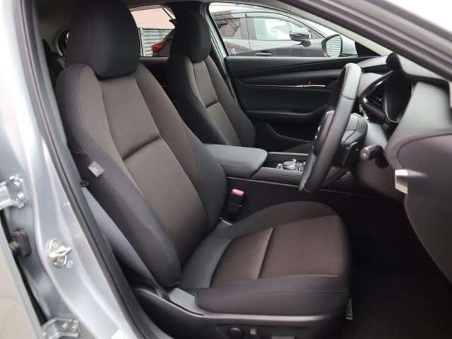 ＭＡＺＤＡ３セダン ２．０　２０Ｓ　プロアクティブ　ツーリング　セレクション　シートヒーター　マツダ認定中古車　コネク（12枚目）