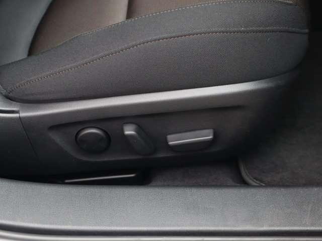 ＭＡＺＤＡ３セダン ２．０　２０Ｓ　プロアクティブ　ツーリング　セレクション　シートヒーター　マツダ認定中古車　コネク（13枚目）