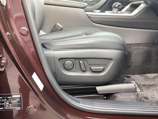 �^�]�ȃV�[�g�͑O��X���C�h�E�㉺���t�^�[�E���N���C�j���O�E�����o�[�T�|�[�g���ׂ����������A�l�n��̊���������鎖���ł���d���V�[�g�𑕔��B�܂�����l�܂ŃV�[�g�������[���邱�Ƃ��ł��܂��B