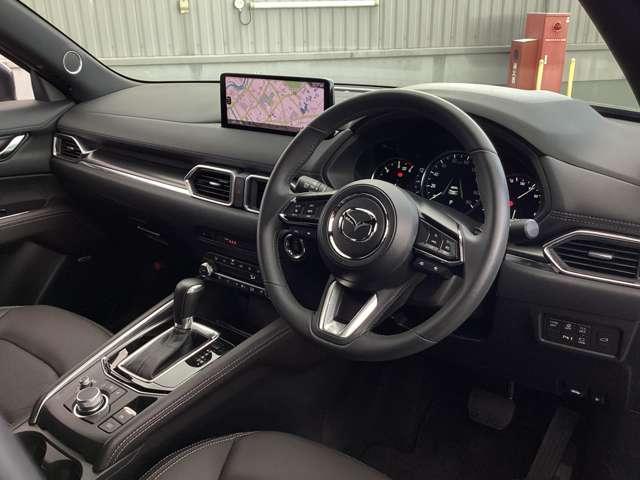 �ו��ɂ܂ŋ@�\���Ƒ��`����ǋ�����������ԁB�����������ł��A�@�\�I�Ȃ����ł��Ȃ��B�i�i�����l�̃C���e���A�f�U�C���ł��B